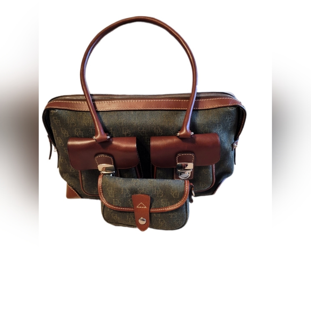 Dooney & Bourke Vintage Double Pocket Satchel w/ Flap, & Wristlet, EUC!! - Picture 2 of 16